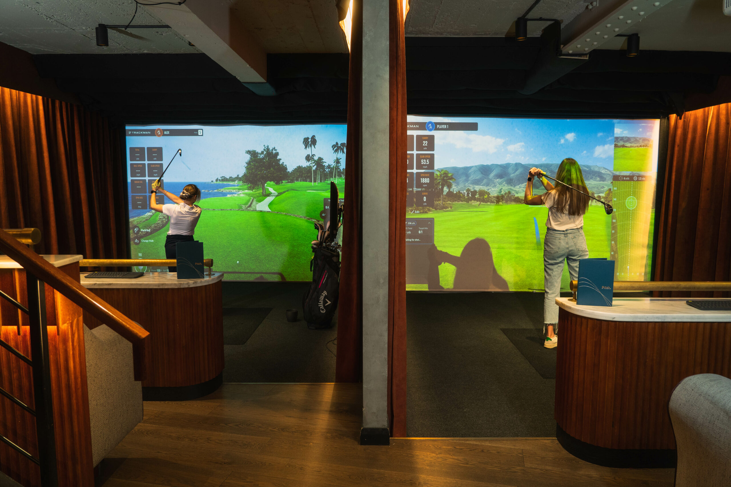 Indoor Golf Trackman bays London